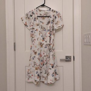 Abercrombie & Fitch V-neck Floral Kimono Dress